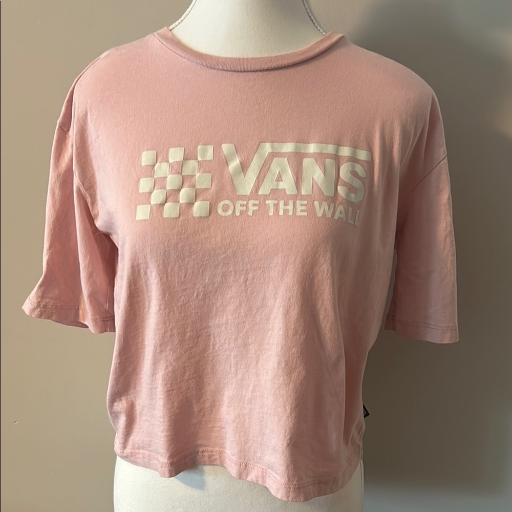 Vans Oversized 100% Cotton Light Pink Women's Short Sleeve Cropped Tee. Size Sm